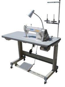 JUKI | DDL 5550 Machine with Table Stand Motor